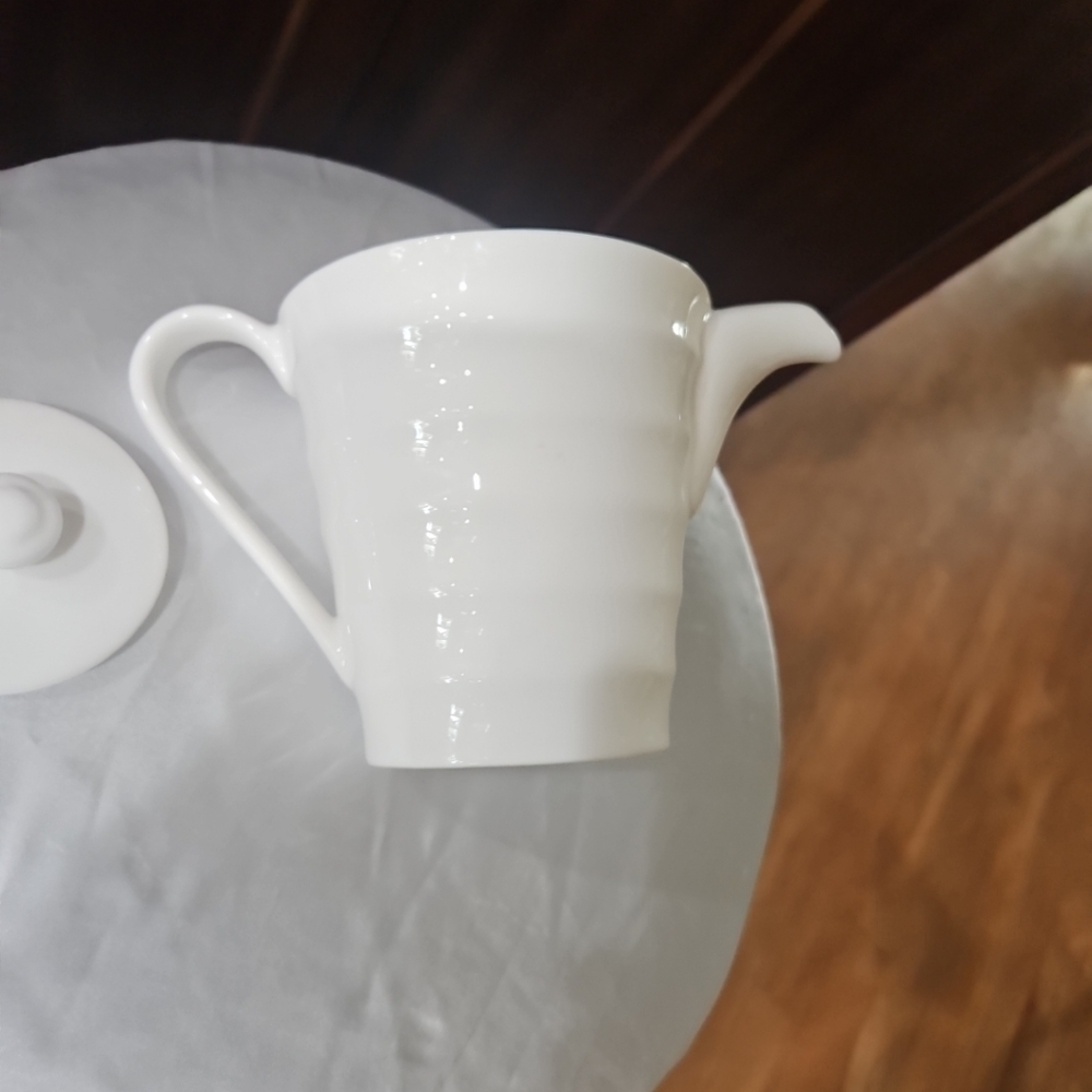 Jeff Banks for Churchhill Teapot White Cirque Fine China - Picture 3 of 10